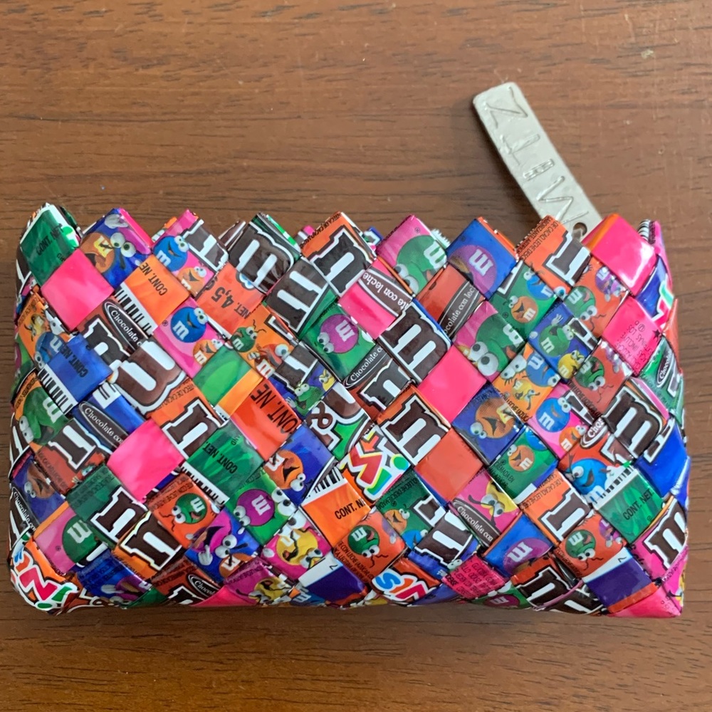 M & M pouch